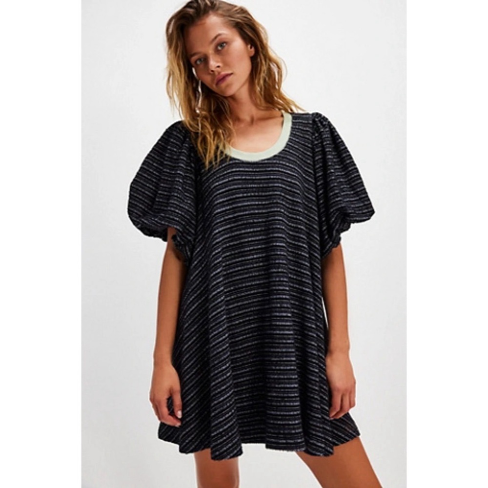 Black Striped Puff-Sleeve Swing Dress